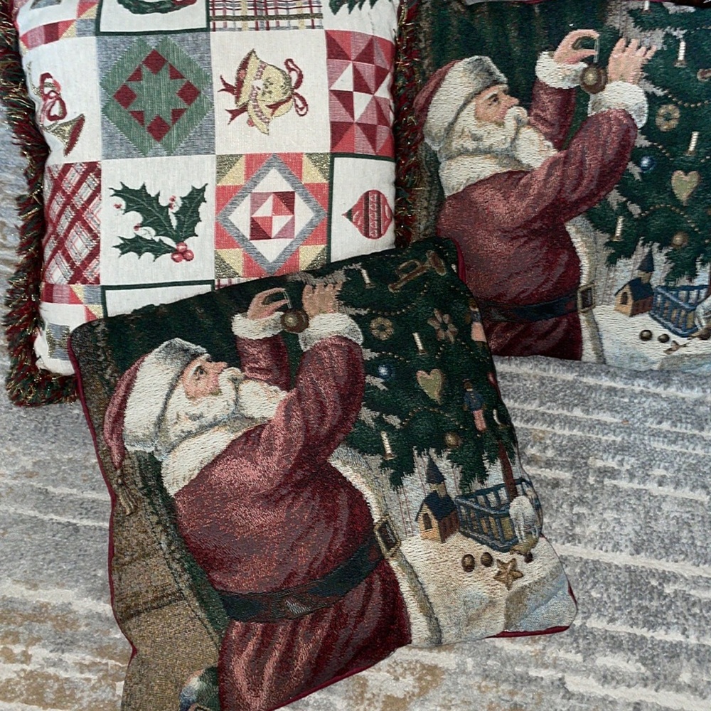 3 pieces small Christmas pillow - Picture 1 of 5